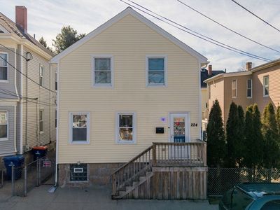 224 Smith St