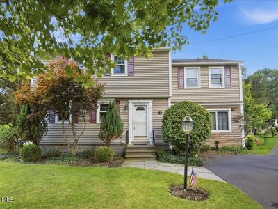 1 Hillview Court