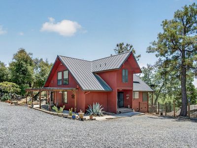 45894 Farmstead Rd