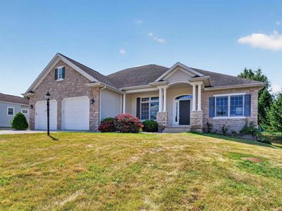 2051 E Barberry Dr