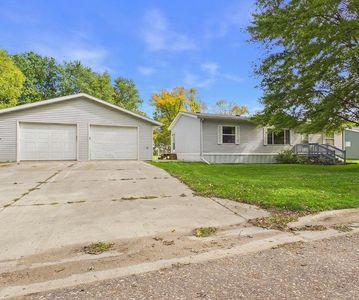 108 Poplar Ave