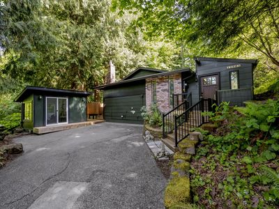 12004 SE Henderson Dr