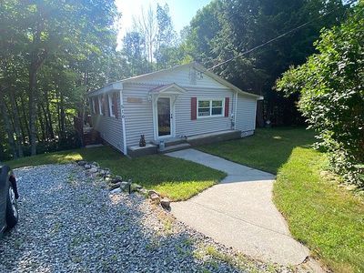 516 Coolidge Hill Rd