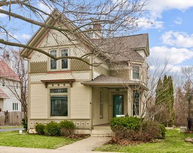 123 Raymond Ave