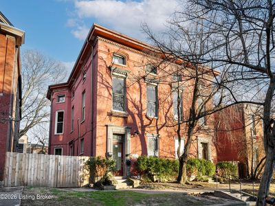 1131 S Brook St APT 4