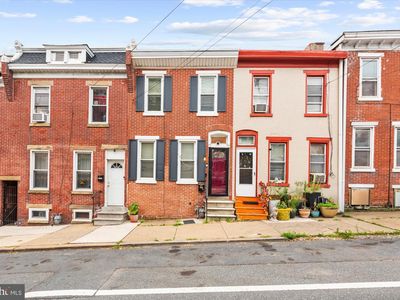 1320 Lancaster Ave