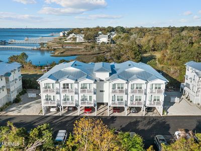 702 E Moore Street UNIT # 204