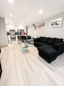 2200 Trinity Mills Rd #116
