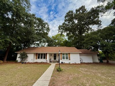1961 Forest Dr