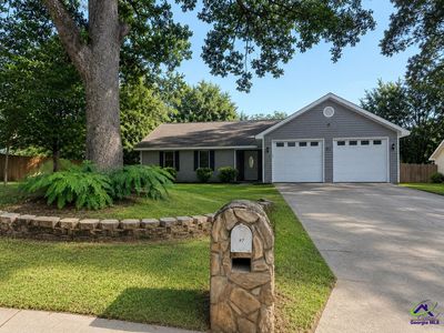 97 Tiffany Ln