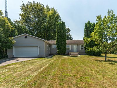 8002 Willow Rd