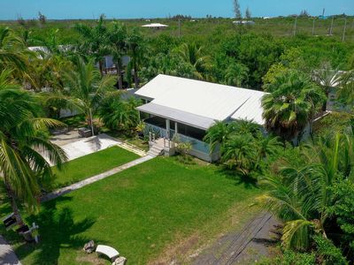 Property at 19421 Canal Dr, Sugarloaf Key, FL