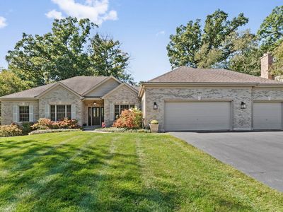 3401 Thunderbird Ln
