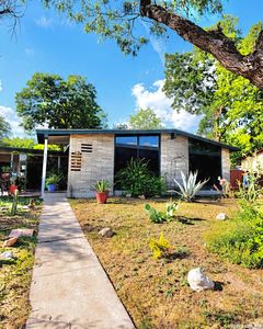 539 CRESTVIEW DR