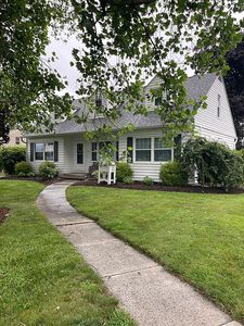 399 Walnut St