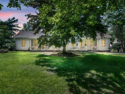 2250 Claus Rd