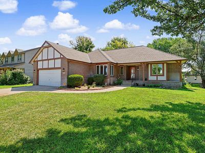 254 N Lakeside Dr