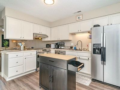 4616 Lomax Ct Unit 9B