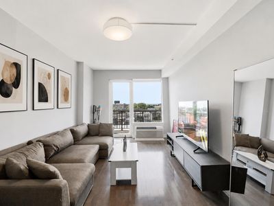 3312 Hudson Ave APT 6N
