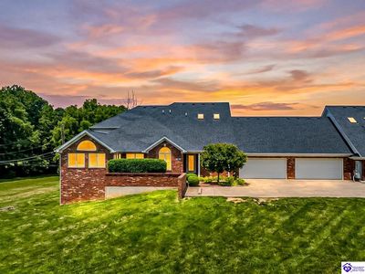 102 Legacy Ct