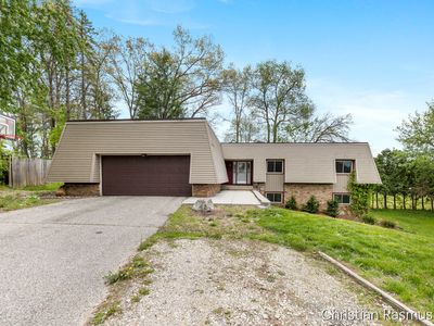 1211 W Frank Dr