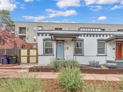 2539 W 27th Avenue