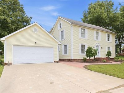 Property at 1524 Bellemeade Dr, Mayfield, KY