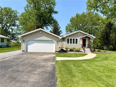Property at 4130 Tennessee Cir, Eden, NY