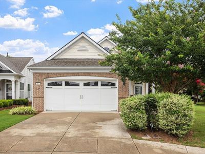 527 Tomkins Loop