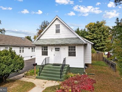 33 E Gloucester Pike