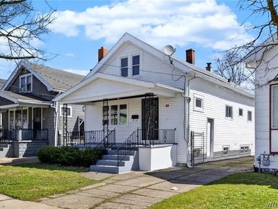 63 Wilkes Ave