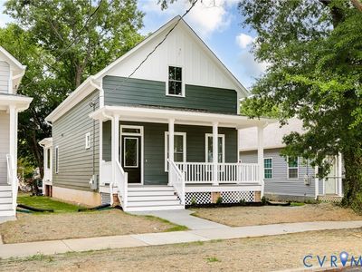 2112 Edwards Ave