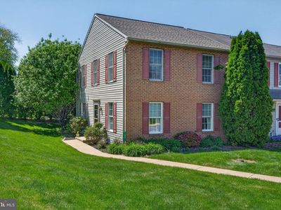 Property at 40 Battens Cir, Leola, PA