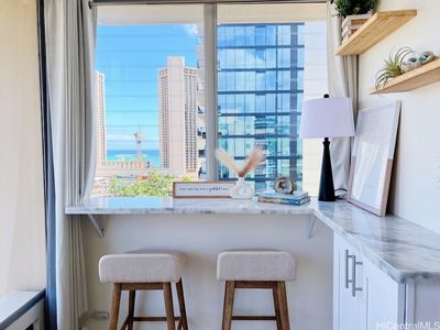 444 Kanekapolei St #1402