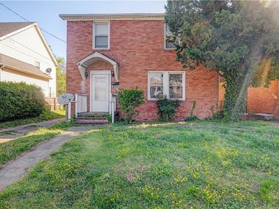 1804 Marshall Ave