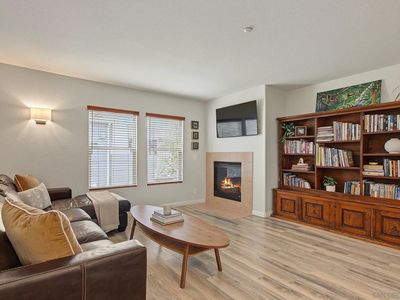 3144 Lighthouse Ridge Ln
