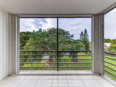 112 Royal Park Dr #3D