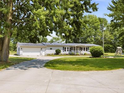 6940 Perry Rd