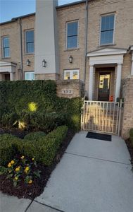 122 Grand Cres