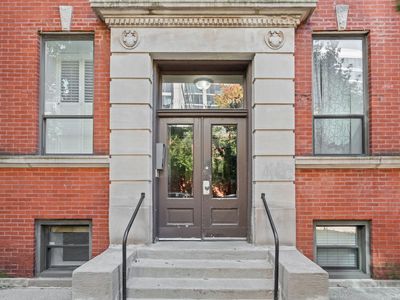 809 W Bradley Pl #G