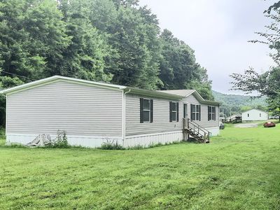 15 Renee Ln