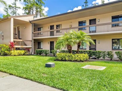 108 Woodlands Ct #108