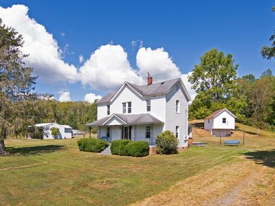 2561 Morris Branch Rd