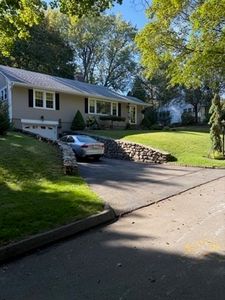 39 Chevy Chase Rd