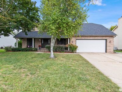 3012 Red Bud Ln