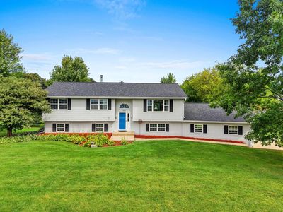 W9322 Oakwood Dr