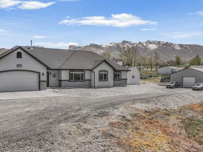 970 Alpine Dr