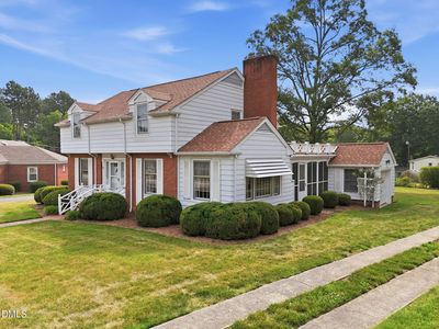 203 Hillcrest Dr