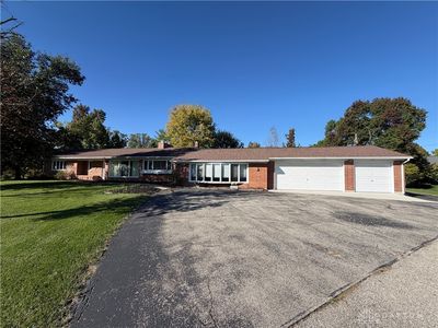 1441 S Dixie Dr