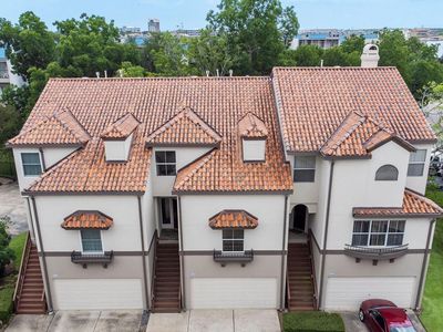 309 Lakeside Ln